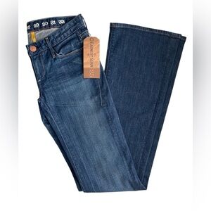 NWT Earnest Sewn Bootcut Jeans - Size 25